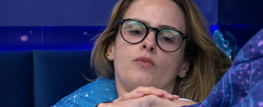 Entre fé, coragem e autenticidade, cresce a curiosidade do público para entender qual é a religião de Ana Paula Renault enquanto ela volta ao BBB26 mostrando sua força espiritual e sua conexão com Deus