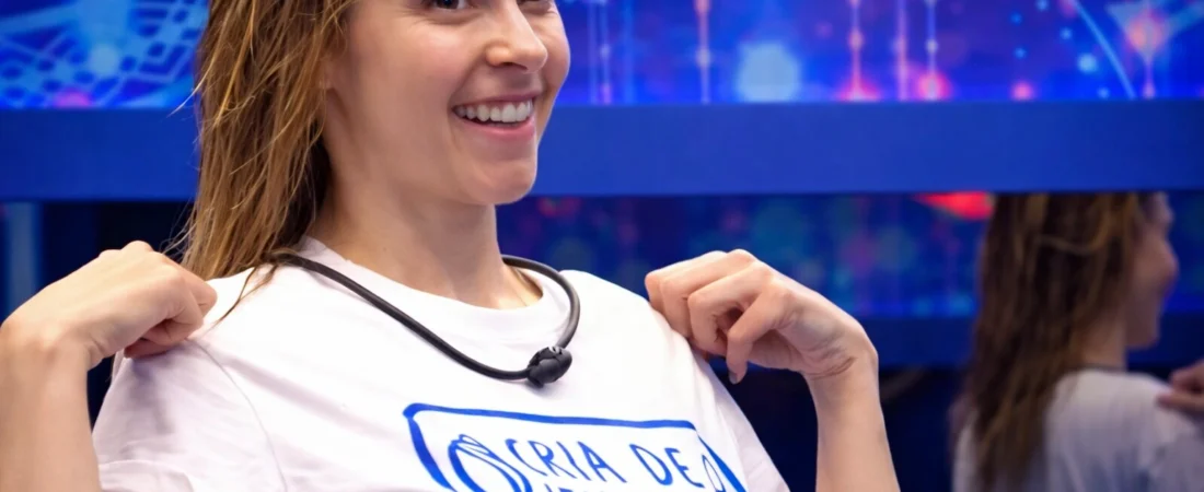 Entre fé, coragem e autenticidade, cresce a curiosidade do público para entender qual é a religião de Ana Paula Renault enquanto ela volta ao BBB26 mostrando sua força espiritual e sua conexão com Deus